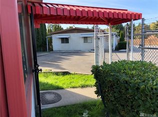 15833 Ambaum Blvd SW, Burien, WA 98166