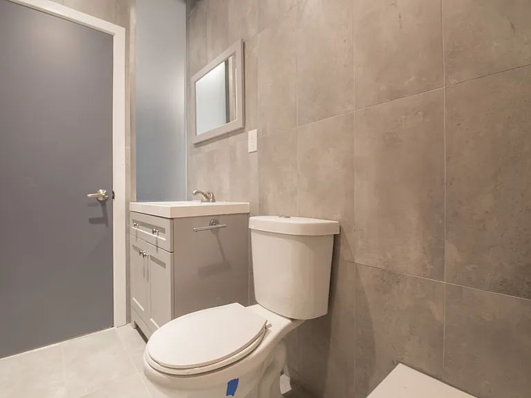 1211 N 5th St #6 — Photo 8
