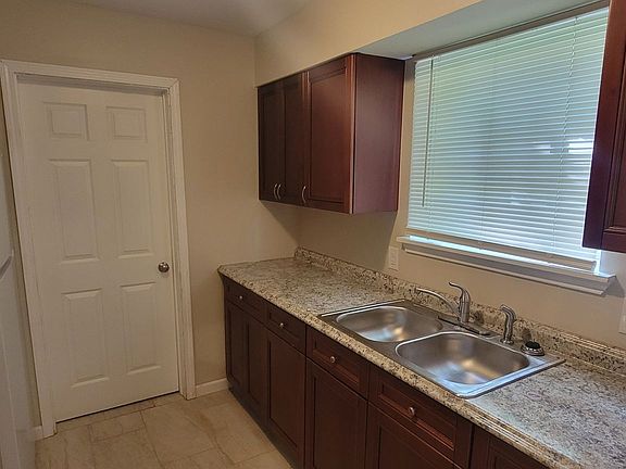 5th image of 7856 Sand St
