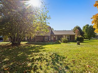 355 Mill Farm Rd, Noblesville, IN 46062