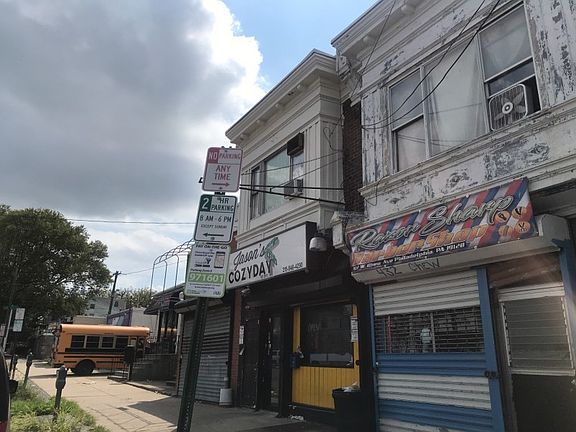 2nd image of 430 W Chew Ave