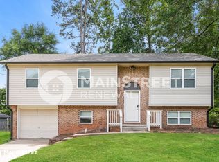 10124 Settlers Grove Rd NE, Covington, GA 30014
