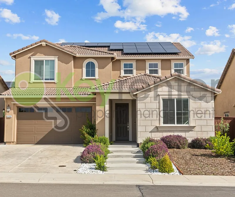 4 bed, 3.5 bath, 3056 sqft, $4,250 — Photo 2