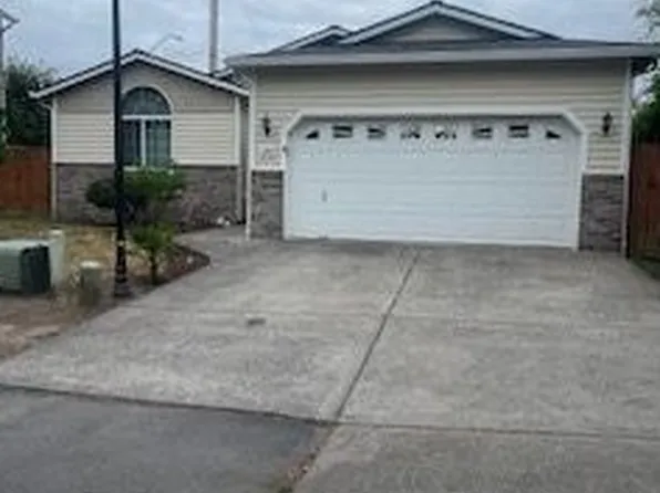 1972 Meadowood Loop, Woodland, WA 98674