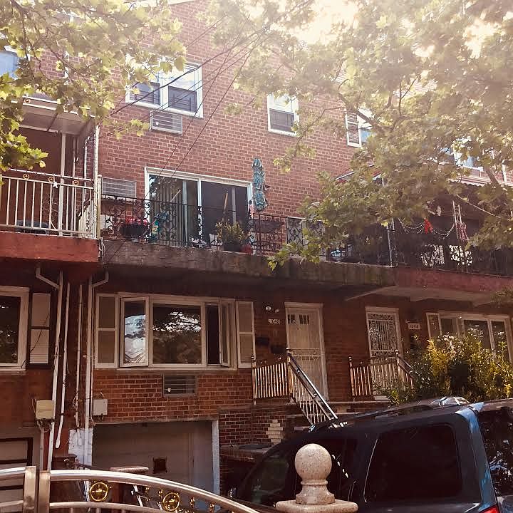 2nd image of 1048 E 81st St