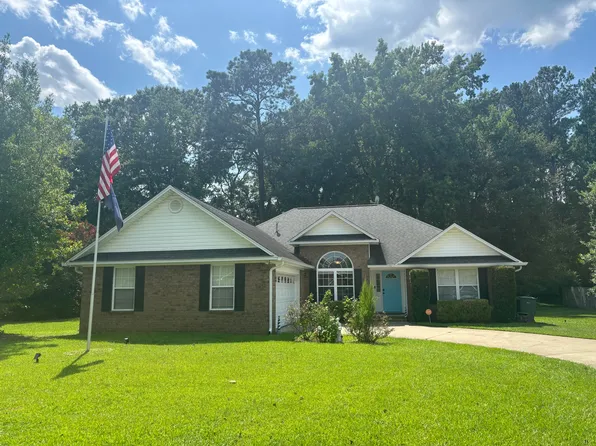 270 Trailwood Dr, Sumter, SC 29154