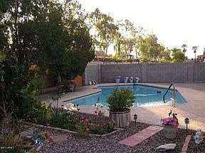 3rd image of 1947 E Dunbar Dr