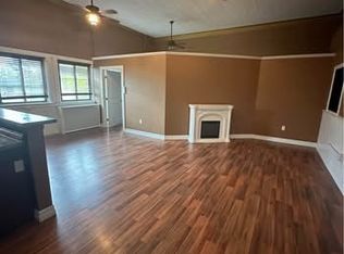 21 Mitchell St, Oswego, NY 13126