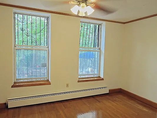 4th image of 433 Lincoln Ave #1