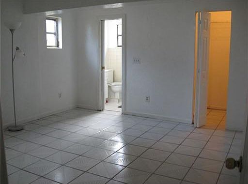 5th image of 817 43rd St