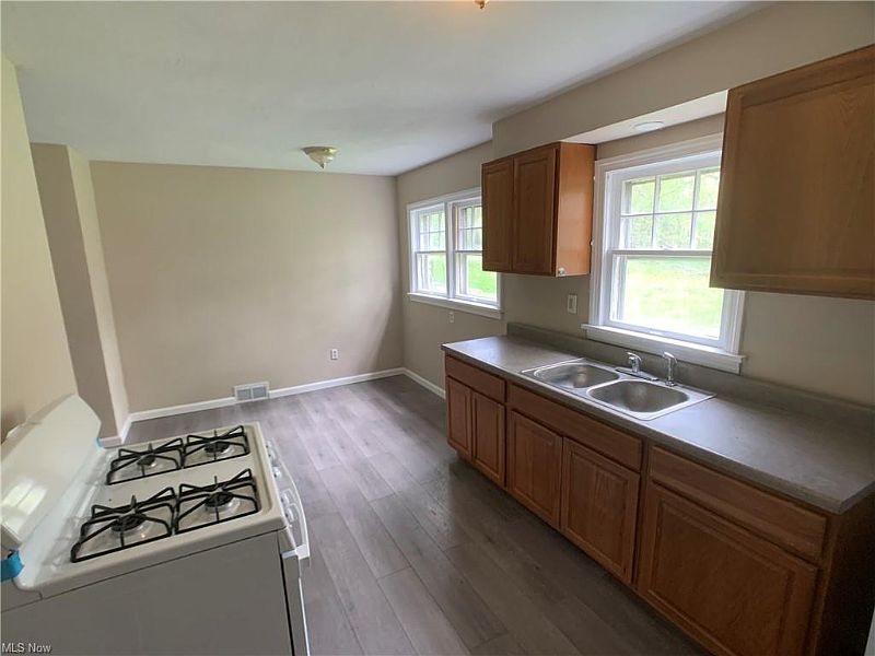 1st image of 615 W Boston Ave #1
