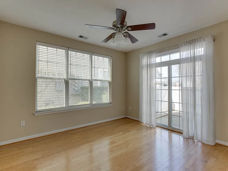 4138 Seafarer Ave #1 — Photo 24