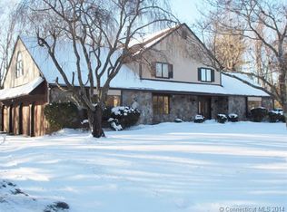15 Shawnee Ln, Monroe, CT 06468