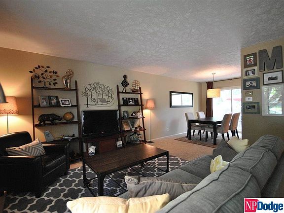 2nd image of 3208 Daniell St