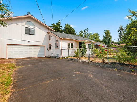 2nd image of 4532 NE 55th Ave