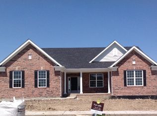 815 Maple St, Sugar Grove, IL 60554