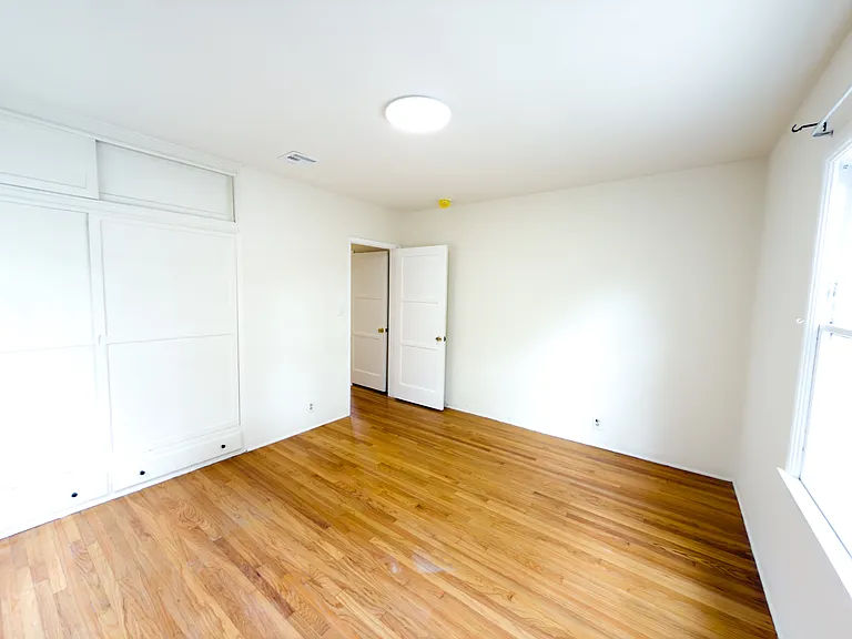 1470 Del Mar Ave — Photo 12