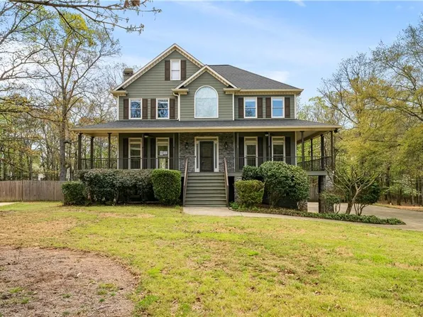 24 Bucky St, Euharlee, GA 30145