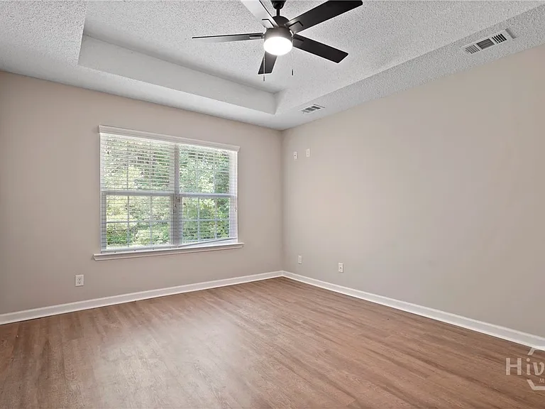 113 Katama Way — Photo 32