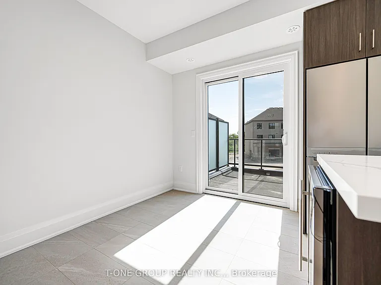106 Grimsby Ln — Photo 24