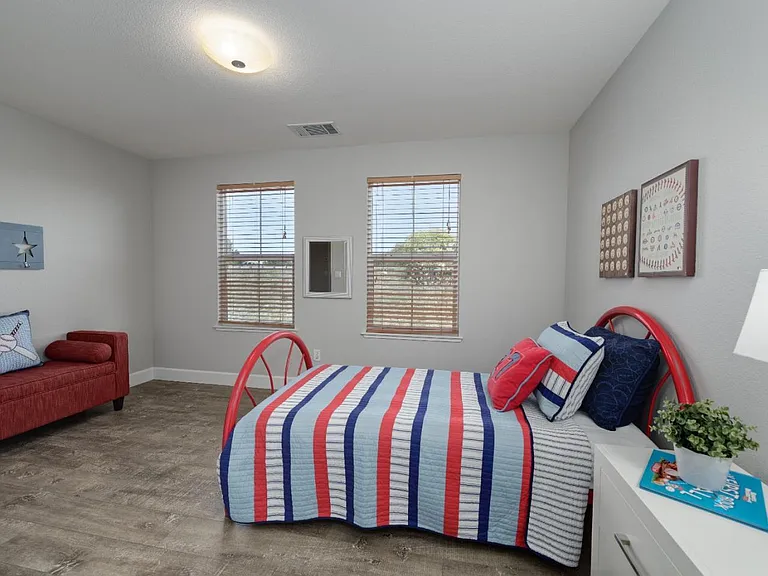 241 Okeefe Way — Photo 17