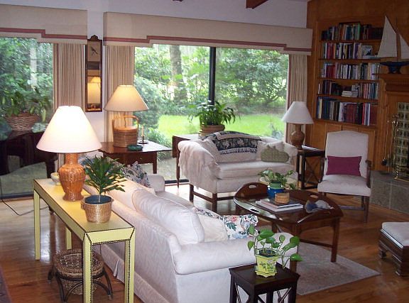 2nd image of 103 Palm Dr