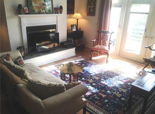 16 Juniper Meadow Rd #16, Washington Depot, CT 06794