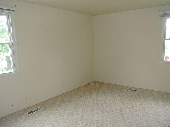 4th image of 3006 Wilder Dr
