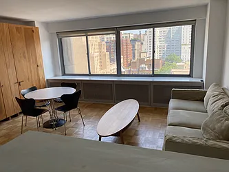 Rented by R New York