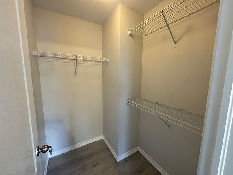 Kitchener Apartment for rent - 3 Bedrooms — photo 12