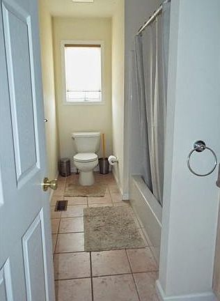 3rd image of 313 N 6th St