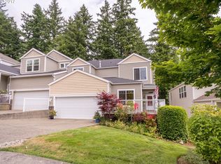 15672 SW Peachtree Dr, Portland, OR 97224