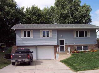 4318 Palamino Rd, Kearney, NE 68845