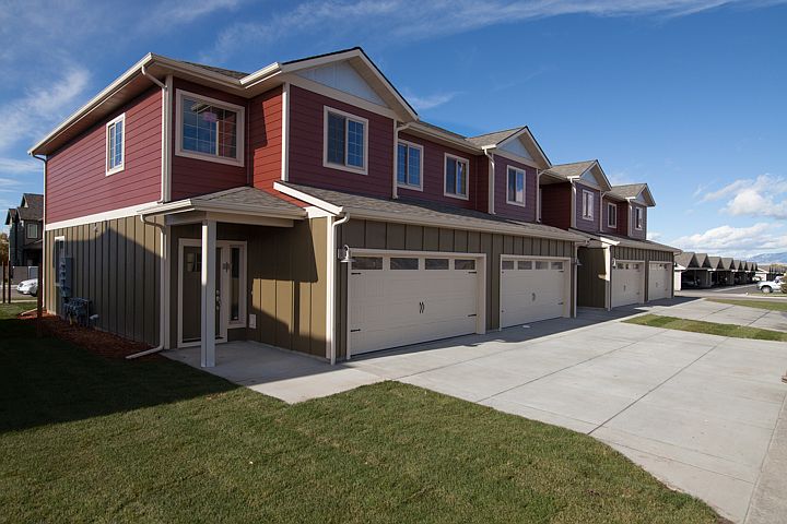 2708 Cobblestone Pl #B