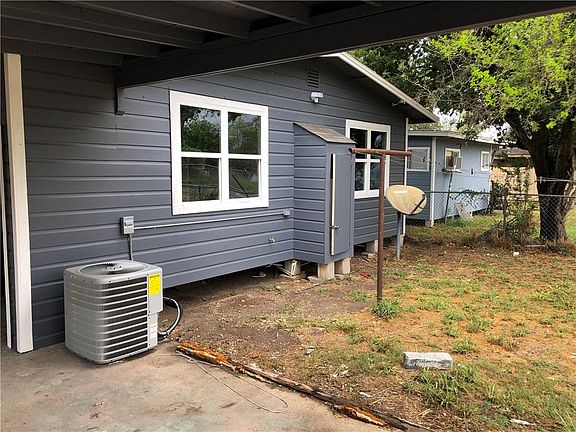 4th image of 620 S 5th Ave