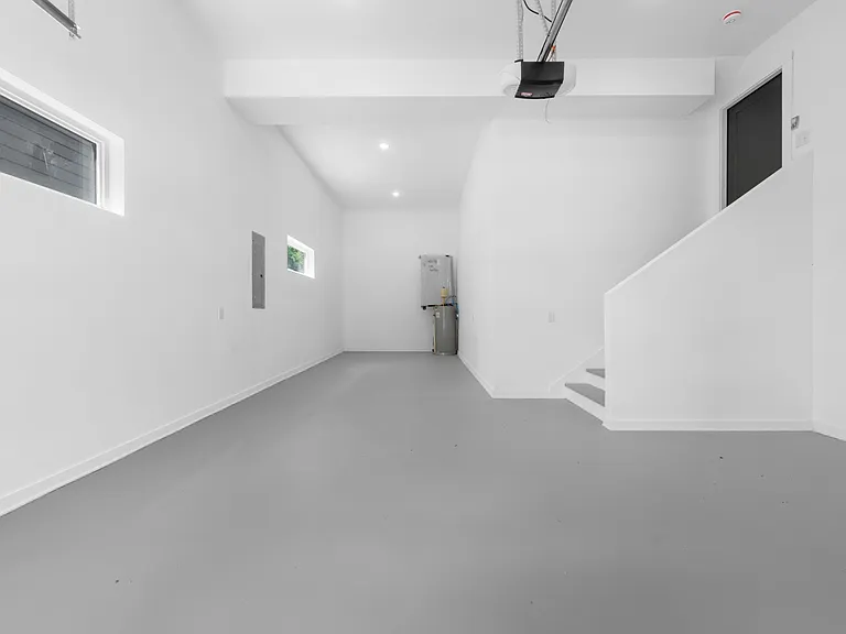 1005 Glenview Dr — Photo 24