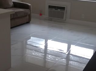 33 Bedford Ct #B, West Palm Beach, FL 33411