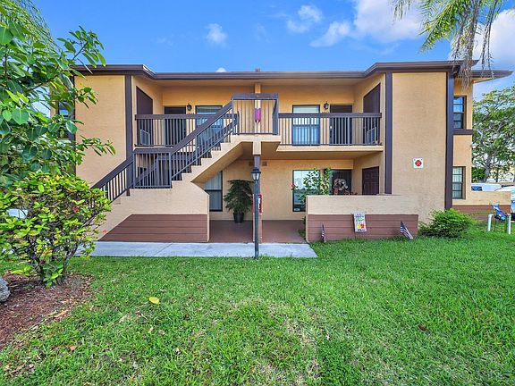 2nd image of 1023 Banks Road #201