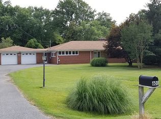 601 Quaint Acres Dr, Silver Spring, MD 20904