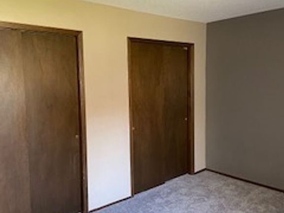 4th image of 4942 Dubois Dr APT 4