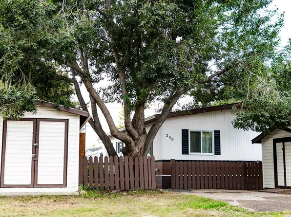 133 Jarvis St #249, Hinton, AB T7V 1N2