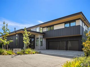 5917 104th Pl NE, Kirkland, WA 98033