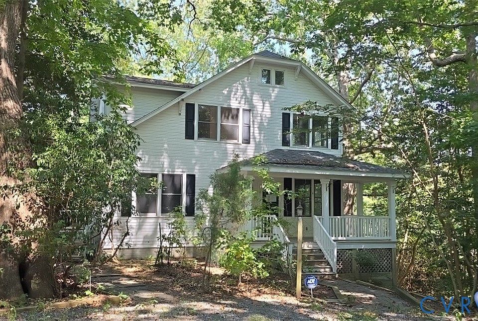 1st image of 235 Oak Point Dr