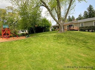 4907 SW 39th Dr, Portland, OR 97221