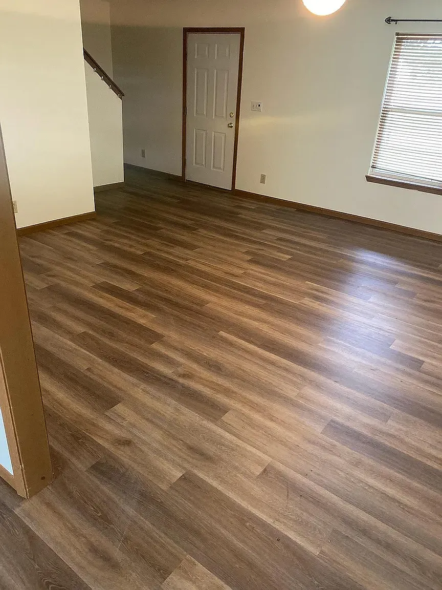 3 bed, 2.5 bath, 1460 sqft, $1,995 — Photo 2