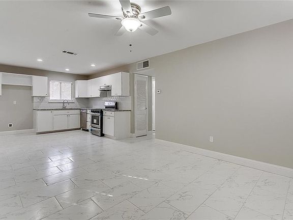 4th image of 1903 Mimosa Dr