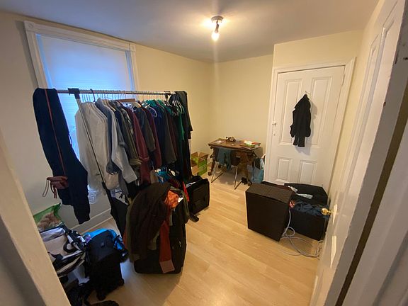 3rd image of 4120 Chester Ave Floor 3