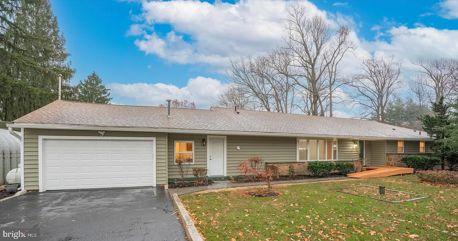 1257 Wilmington Pike photo 1