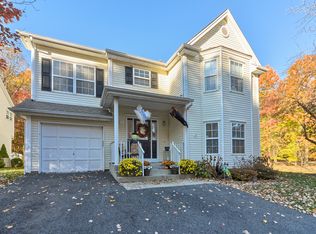 1 Burnham Dr, Pompton Plains, NJ 07444