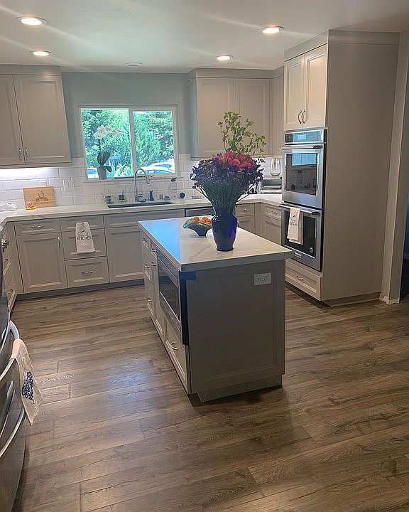 1st image of 12339 Lois Ln